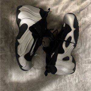 Size 10.5 silver flightposite